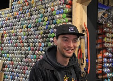 Iz grafitarskih korenin v uživaško službo