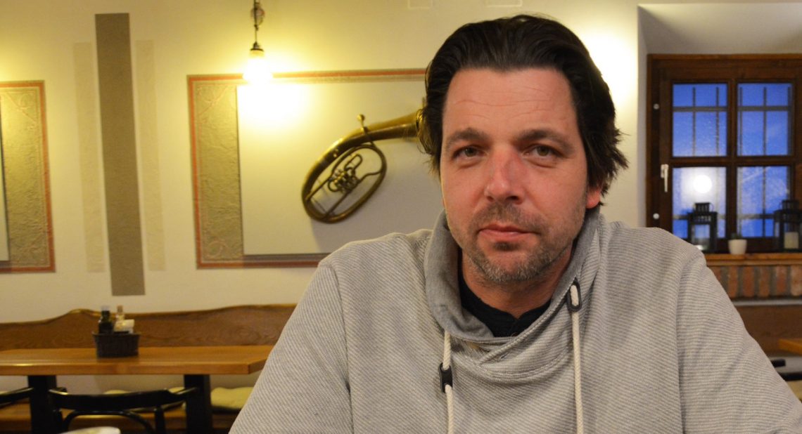 »Delim, da moja zgodba ne postane še tvoja«