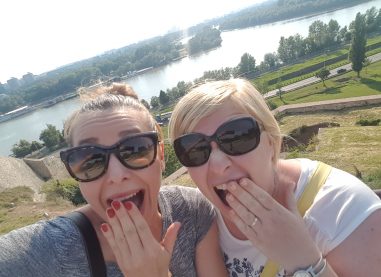 Katja in Lucija – DO v DNK