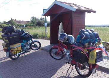 Nordkapp z mopedom? Mala mal’ca!