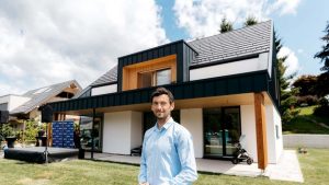 Jakov Fak v Lumarjevi hiši by Žiga Intihar za Navdihni.me by Insights d.o.o.