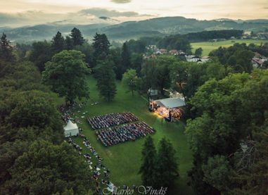 Ko spregovori glasba – Koncert v parku