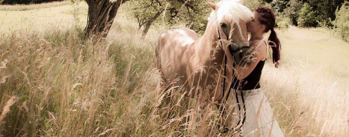 Konji šepetajo moji duši