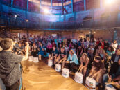 Dve zgodbi, en skupni imenovalec: spreminjamo ljudi in skupnost