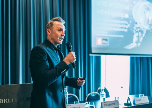 Psihologija v odnosih z javnostmi: Kdo sploh potrebuje znanost, če gre vendarle za odnose?