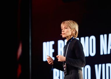 Between Speed and Meaning: Rethinking Decisions in a World That Never Pauses