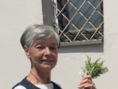 EVA STAVBAR: Glas sočutja