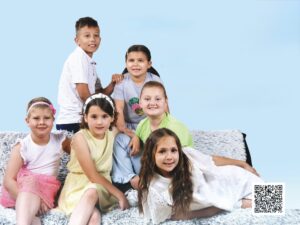 Zlata barva pomeni moč: šest otrok, šest zgodb, šest prihodnosti