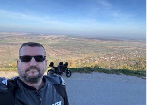 Milivoje Jakimov: Čovek iza svih titula